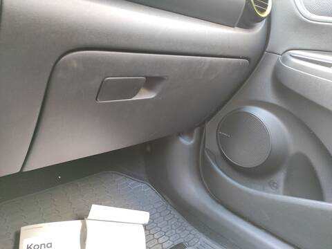 Guantera Hyundai Kona G3LC