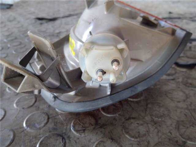 Foto 3ª: Piloto Delantero Derecho Mercedes Clase C 160 2.8 280 (202.028) [2.8 LTR. - 142 KW 24V CAT] [M 104.941]