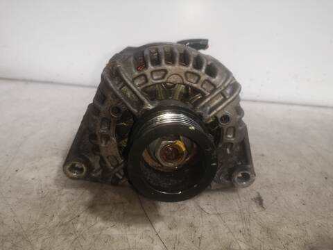 Foto 2ª: Alternador Mercedes Clase CLK 200 2.0 G 163CV 120KW BM 208) COUPE 111956 (2001)