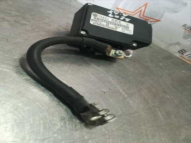 Foto 2ª: Caja Reles Fusibles Audi A8 4.0 TDI QUATTRO 275CV 202KW [ASE] (2003)