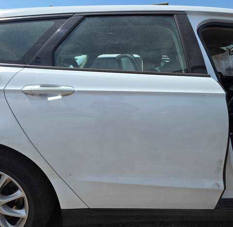 Puerta Trasera Derecha Ford Mondeo T7CN BERLINA