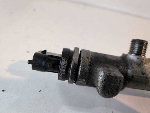 Foto 3ª: Rampa Inyectora Renault Trafic M9R782 FURGON (2008)