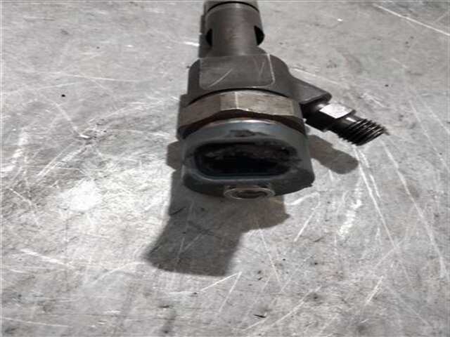 Foto 2ª: Inyectores Renault Laguna 1.9 AUTHENTIQUE [1.9 LTR. - 88 KW DCI DIESEL] [F9Q750]