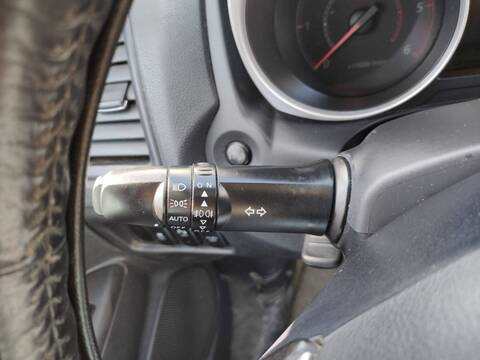 Foto 2ª: Mando Luces Mitsubishi ASX 1 8 85 KW DI-D CAT 2010 116CV