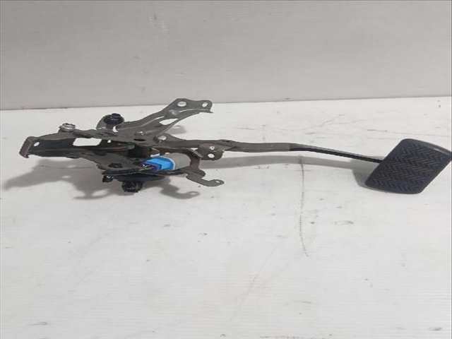 Foto 3ª: Pedal Freno Toyota Yaris 1.5 HYBRID MXPH11) 92CV [M15A-FXE] (2020)