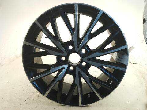 LLanta Chapa Toyota CHR 1.8 HYBRID ZYX10_)