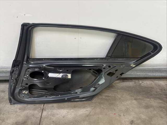Foto 3ª: Puerta Trasera Derecha Bmw Serie 3 315 258 CV 190KW [N57D30A N57] (2015)