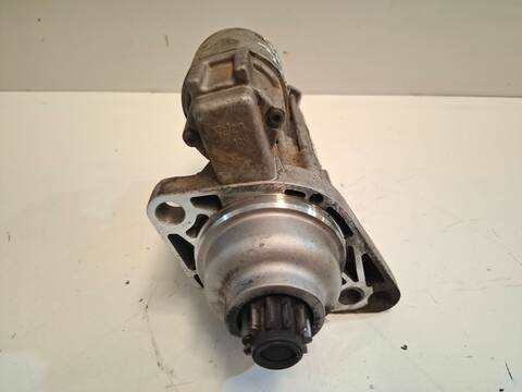 Foto 3ª: Motor de Arranque Volkswagen Caddy FURG. 1.9 TDI BSU) 75CV (2010)