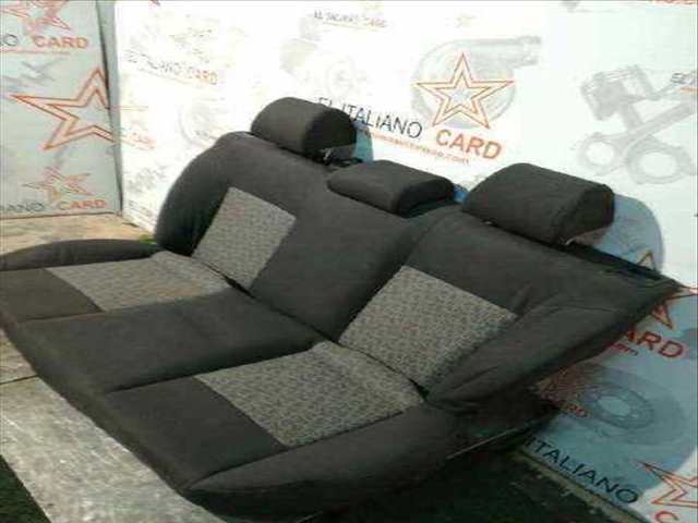 Foto 3ª: Asientos Traseros Volkswagen Polo 82CV 60KW (2005)