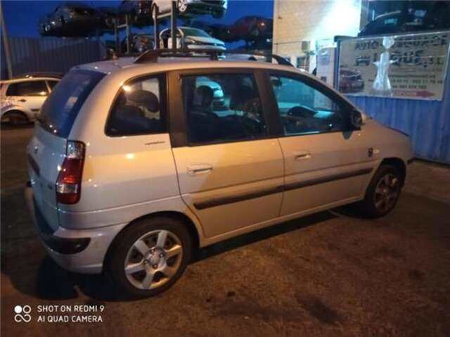 Foto 2ª: Piloto Trasero Derecho Hyundai Matrix 1.5 CRDI [D4FA]