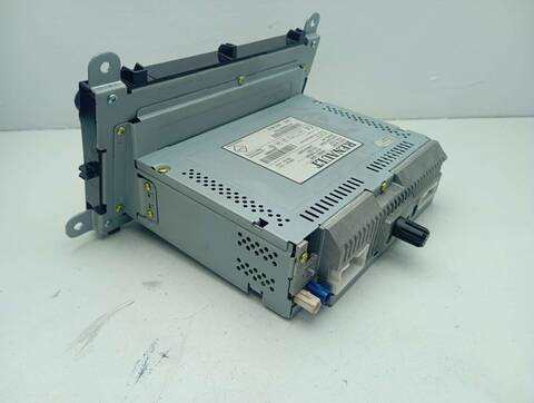 Foto 2ª: Sistema Audio Radio CD Renault Clio DYNAMIQUE 90CV 66KW [K9K (608)] (2013)