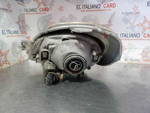 Foto 3ª: Faro Derecho Renault Trafic L1H1 CAJA CERRADA CORTO 101CV 74KW [F9Q-760] (2001)