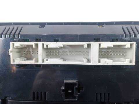 Foto 3ª: Mando Climatizador Mercedes Clase R 280 R 320 CDI 4-MATIC 251.022 251.122) 224CV 165KW [OM 642.950] (2006)