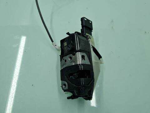 Foto 2ª: Cerradura Puerta Delantera Derecha Opel Crossland 1.2 75) 131CV 96KW [D 12 XHT (EB2ADTS),B 12 XHT (EB2DTS),F 12 XHT (EB2] (2018)