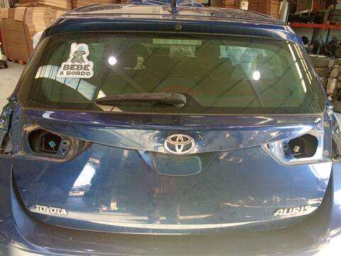 Portón Toyota Auris 1.6 D4-D WWE185_) 112CV 82KW