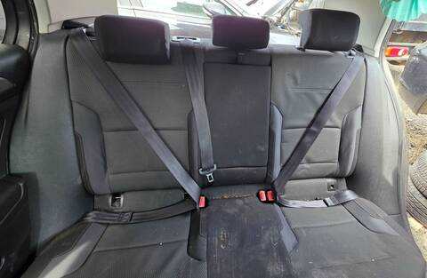Asientos Traseros Volkswagen Golf CLHA