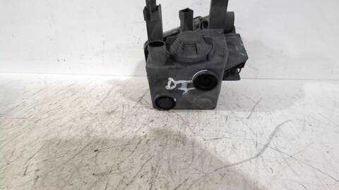 Foto 3ª: Faro Antiniebla Delantero Izquierdo Opel Zafira 1.9 CDTI M75) 120CV [Z 19 DT] (2005)